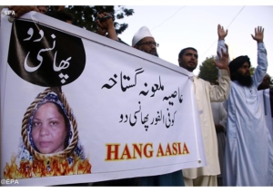  14. Oktober in Karachi: Islamische Hardliner fordern die Hinrichtung Asia Bibis