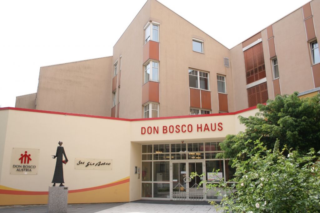 1130 Wien Hl Messe Im Don Bosco Haus Christen In Not